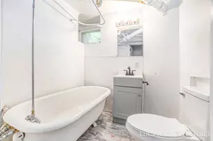 922 S Park St, Kalamazoo, MI 49001 - Photo 5