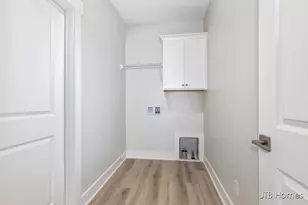 5454 Albright Ave SW, Grandville, MI 49418 - Photo 15