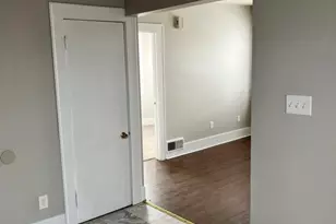 136 Batavia St, River Rouge, MI 48218 - Photo 5