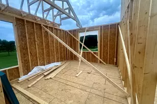 4927 Thompson Heights Dr, Adrian, MI 49221 - Photo 3