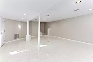 1844 Poppleton Dr, West Bloomfield, MI 48324 - Photo 33