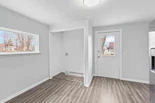 143 Park St, Adrian, MI 49221 - Photo 15