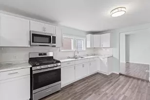 143 Park St, Adrian, MI 49221 - Photo 13