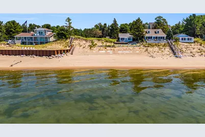 10589 Lakeshore Drive, West Olive, MI 49460 - Photo 19