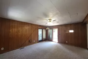 15282 Regina Ave, Allen Park, MI 48101 - Photo 5