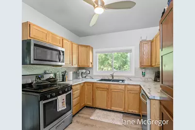 3305 Peck Street, Muskegon, MI 49444 - Photo 13