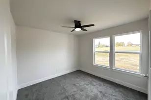 2029 Green Acres Dr, Adrian, MI 49221 - Photo 11