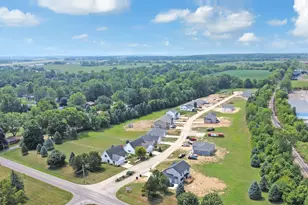 2012 Green Acres Dr, Adrian, MI 49221 - Photo 29