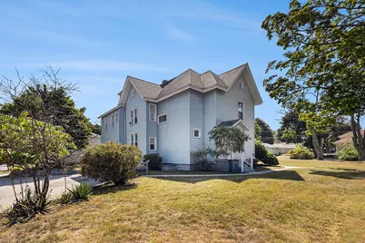 210 N Lavinia Street, Ludington, MI 49431 - Photo 45