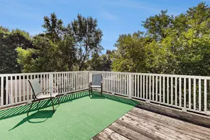 210 N Lavinia St, Ludington, MI 49431 - Photo 9