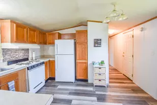 175 N Michigan Ave, Coldwater, MI 49036 - Photo 11