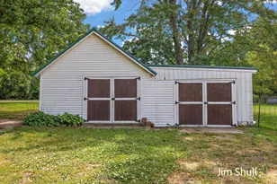 6441 S Warner Ave, Fremont, MI 49412 - Photo 9