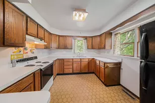 10501 Hadley Rd, Gregory, MI 48137 - Photo 13