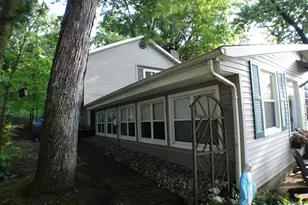 5701 Head Lake Rd, Hastings, MI 49058 - Photo 23