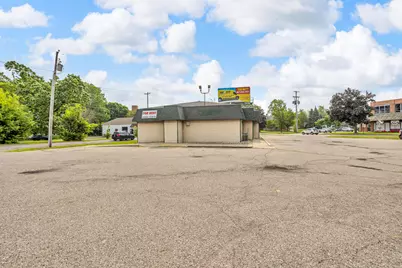 1425 Wildwood Avenue, Jackson, MI 49202 - Photo 3