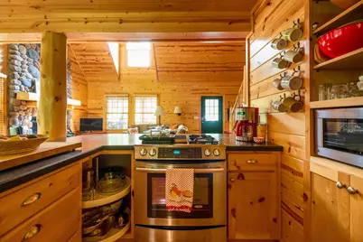 3569 Kingfisher Cove Drive, Saugatuck, MI 49453 - Photo 17