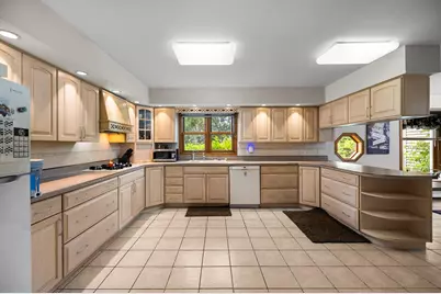 211 Bluff Avenue, Eastlake, MI 49626 - Photo 7