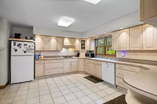 211 Bluff Ave, Eastlake, MI 49626 - Photo 9