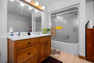 211 Bluff Ave, Eastlake, MI 49626 - Photo 45