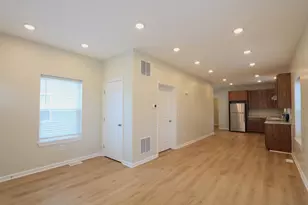 358 Fox St SW, Grand Rapids, MI 49507 - Photo 3