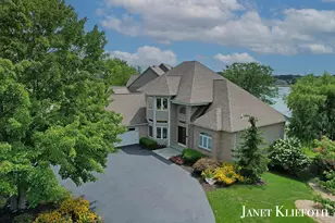 7230 Cuesta Way Dr NE, Rockford, MI 49341 - Photo 5