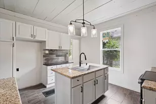 323 Garfield Ave, Battle Creek, MI 49017 - Photo 15