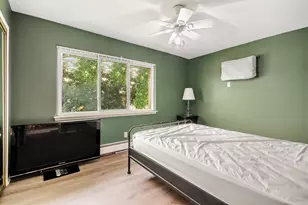 8226 Huntington St, Westland, MI 48185 - Photo 11