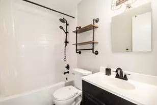 8226 Huntington St, Westland, MI 48185 - Photo 13