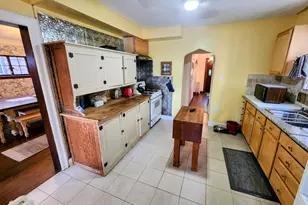 4489 Kensington Ave, Detroit, MI 48224 - Photo 17