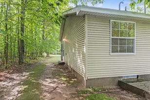 31588 W Birch Shores Dr, Trout Lake, MI 49793 - Photo 31
