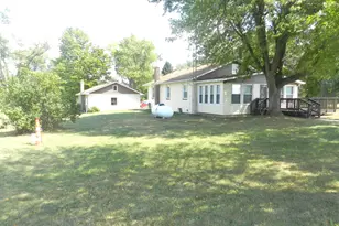 4495 Oxbow Rd, Eau Claire, MI 49111 - Photo 17