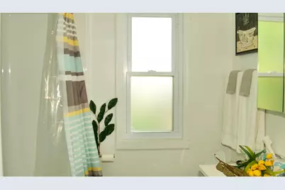 15217 Carlisle Street, Detroit, MI 48205 - Photo 11