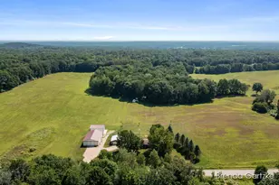 7480 E 5 Mile Rd, White Cloud, MI 49349 - Photo 37
