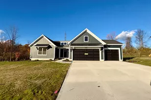 5883 Valley Point Dr, Caledonia, MI 49316 - Photo 3