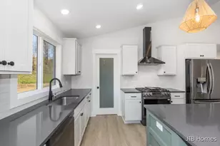 5883 Valley Point Dr, Caledonia, MI 49316 - Photo 11