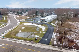 811 S Beechtree St, Grand Haven, MI 49417 - Photo 15