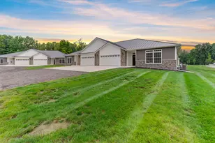 245 Auseon Ct, Hillsdale, MI 49242 - Photo 37