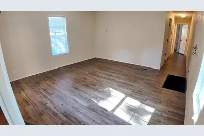 13523 Oaktree Ct, Grand Haven, MI 49417 - Photo 11