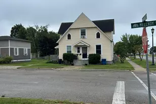 109 W Melendy St, Ludington, MI 49431 - Photo 3