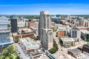 40 Campau Cir NW, Grand Rapids, MI 49503 - Photo 1