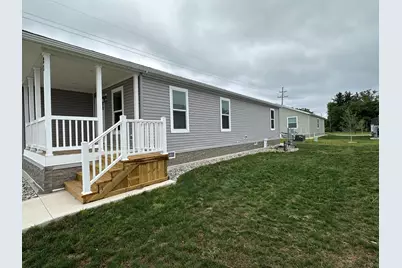 1283 E Ellis Road #21, Norton Shores, MI 49441 - Photo 3