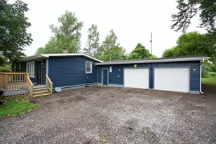 2010 S Benton Center Rd, Benton Harbor, MI 49022 - Photo 3