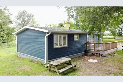 2010 S Benton Center Road, Benton Harbor, MI 49022 - Photo 5