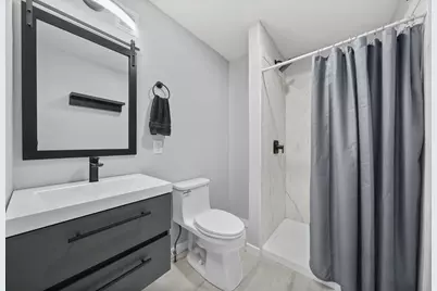 616 Lakeshore Drive, Cadillac, MI 49601 - Photo 5