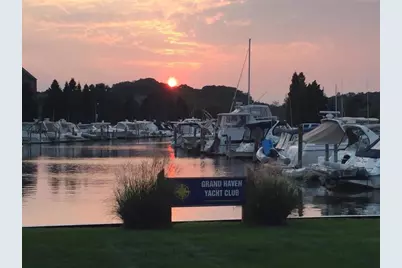 127 Wharfside, Grand Haven, MI 49417 - Photo 3