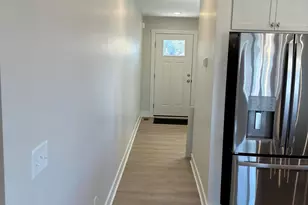 15715 Hawley Dr, Grand Haven, MI 49417 - Photo 9