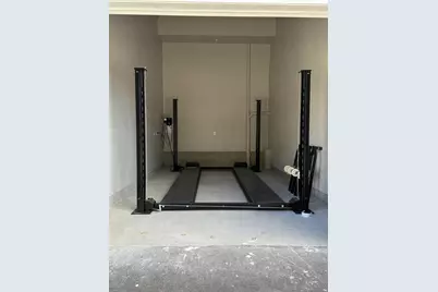 300 Washington Avenue #2, Grand Haven, MI 49417 - Photo 23