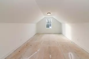 19360 Newburgh Rd, Livonia, MI 48152 - Photo 23