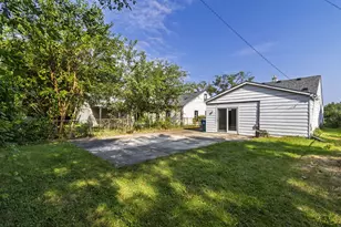 17656 Toepfer Dr, Eastpointe, MI 48021 - Photo 23