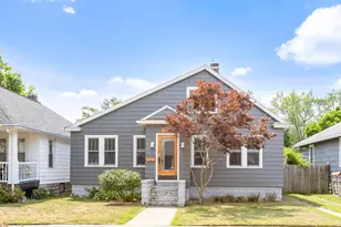 526 La Salle Ave, Saint Joseph, MI 49085 - Photo 7